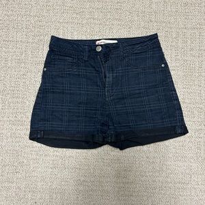dark denim shorts with pattern